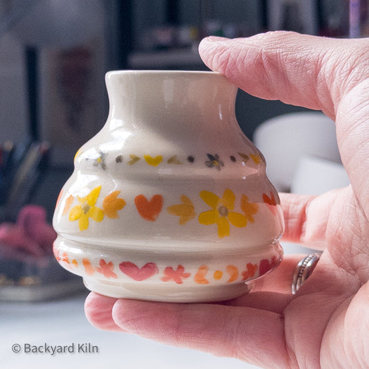 Medium Scandi Bubble Bud Vase by Taylor