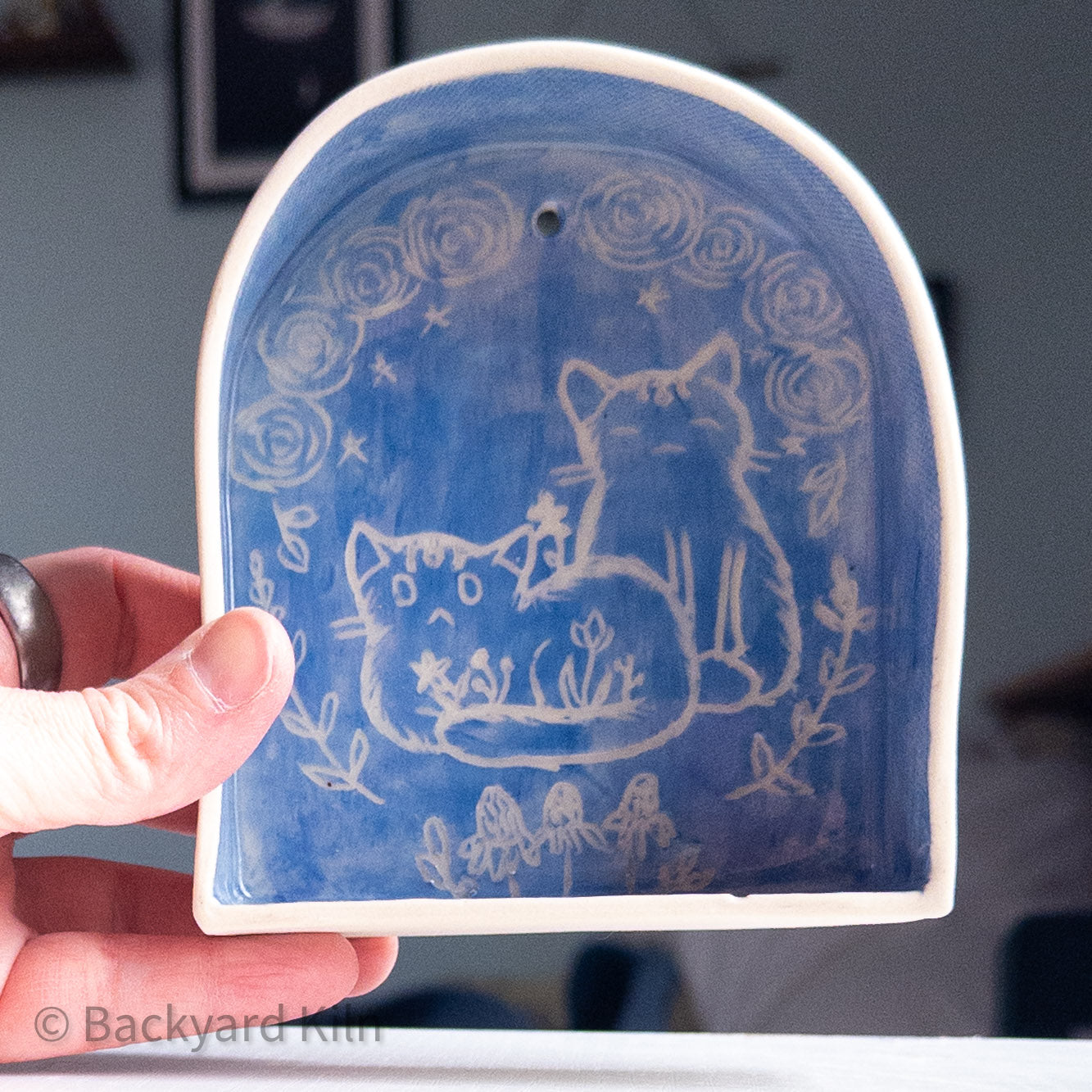 Large 2-Cat Blue Hanging Cat Shrine/Shelf - Taylor