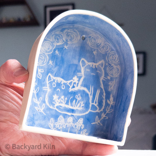 Large 2-Cat Blue Hanging Cat Shrine/Shelf - Taylor