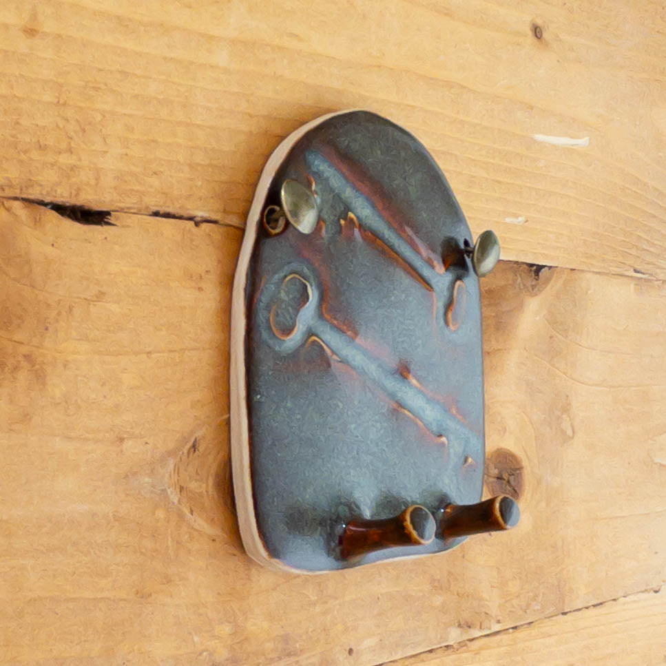 Small Wall-Mounted Key Hanger - Taylor