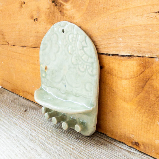 Hanging Jewelry Shelf with Pegs - SECOND - Taylor