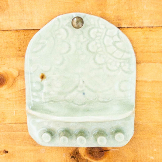 Hanging Jewelry Shelf with Pegs - SECOND - Taylor