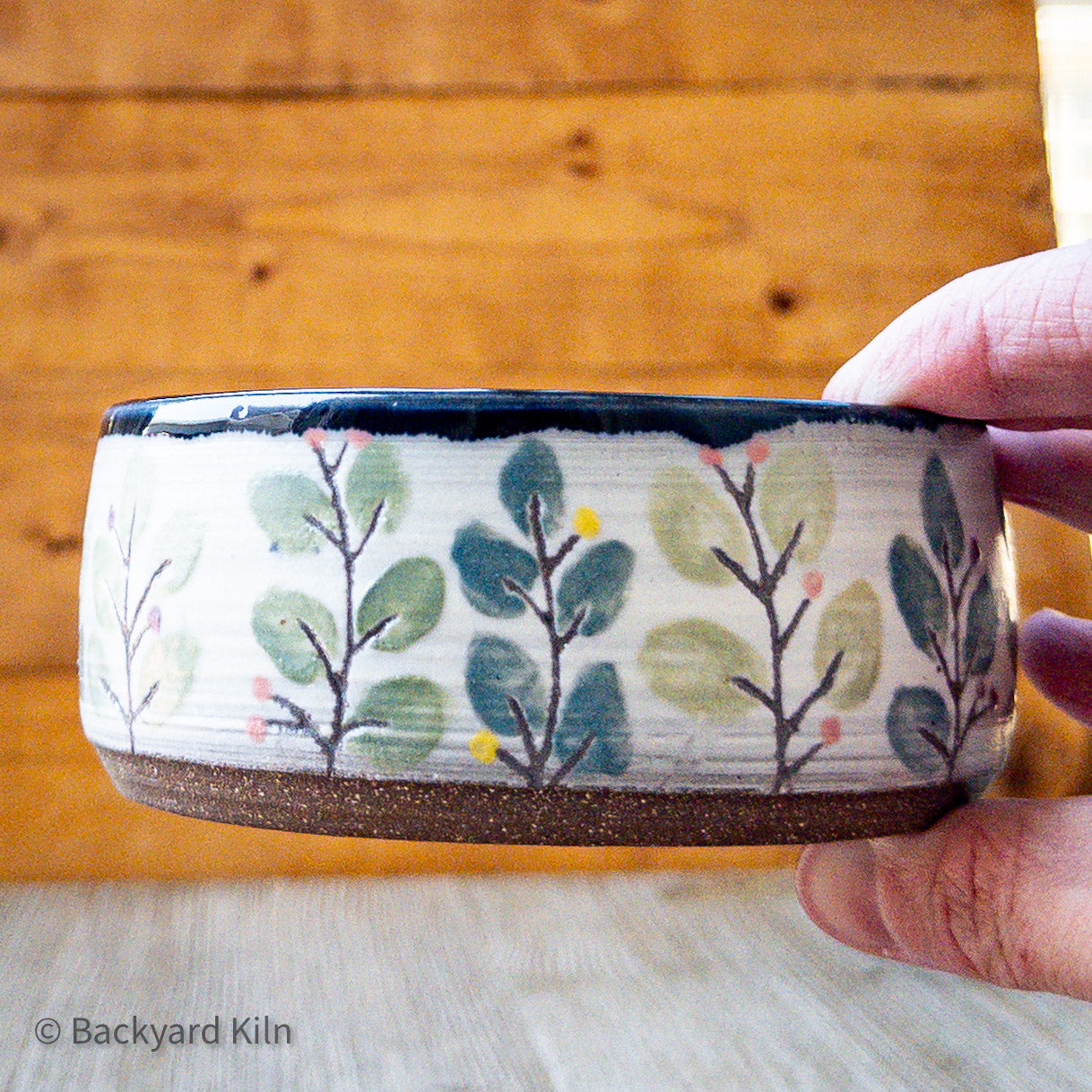 Leaves-Carved Pet Bowl by Taylor