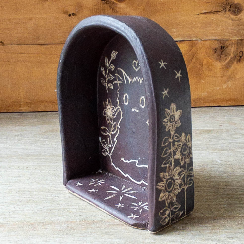 Large Brown Hanging Cat Shrine/Shelf - Taylor