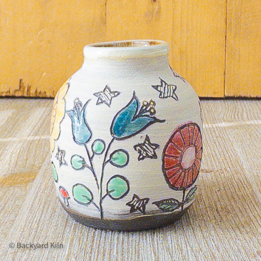 Little Scandi Garden Vase: Stars - Taylor