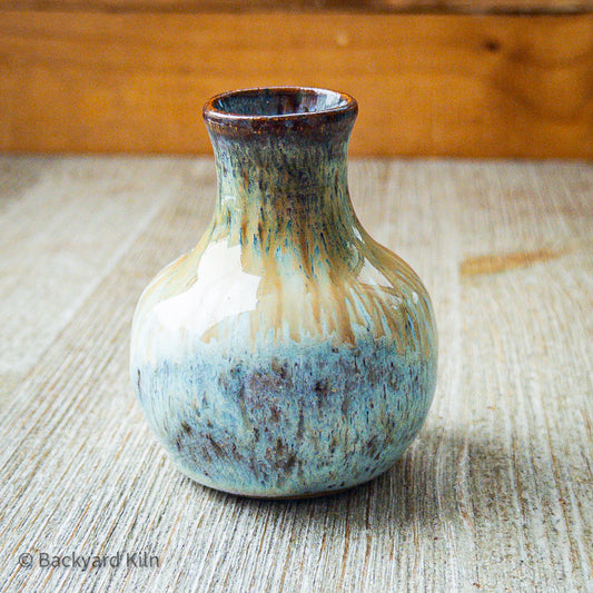 Mini Flow Cat Vase by Taylor
