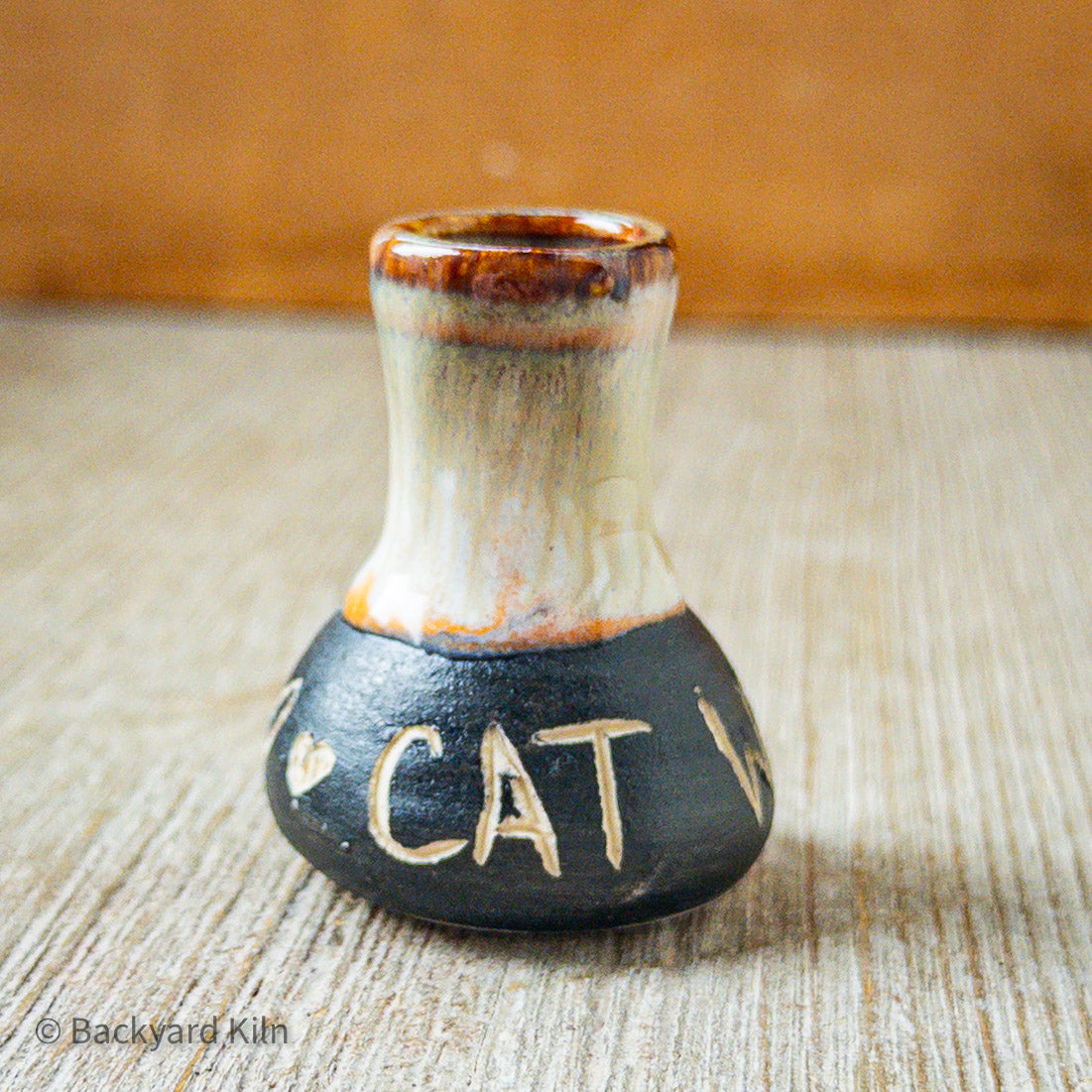 Brown Mini Flow Cat Whiskers Vase by Taylor