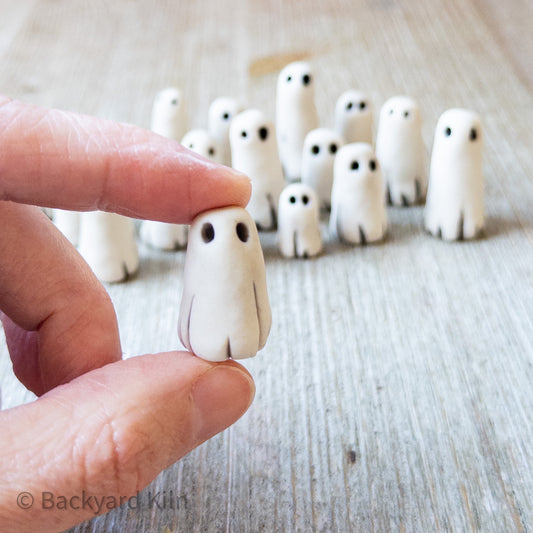 Mini Ghosts Assorted by Taylor