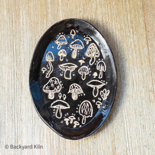 Scandi Mushroom Tray - Taylor