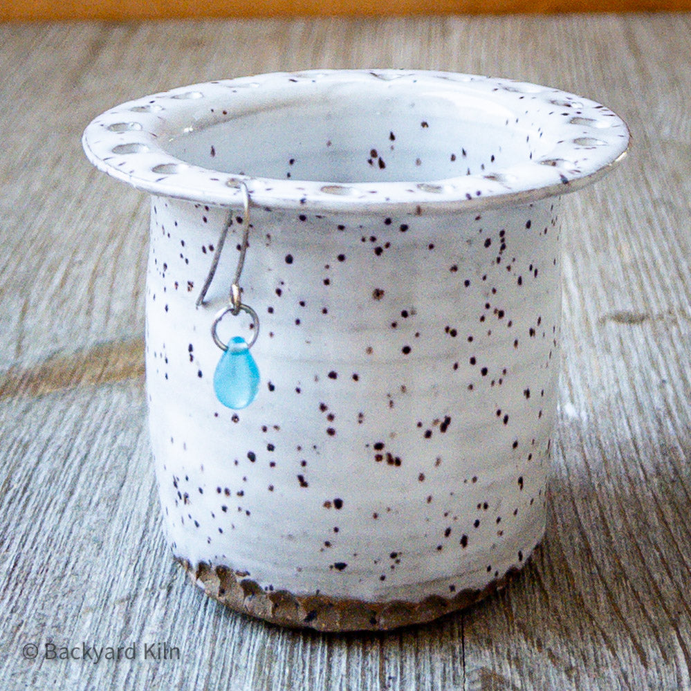 Small Speckled Earring Holder - Taylor