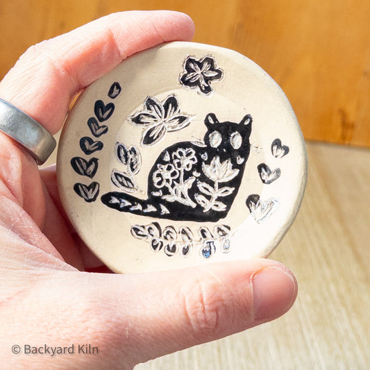 Small Scandi Cat Dish - Taylor