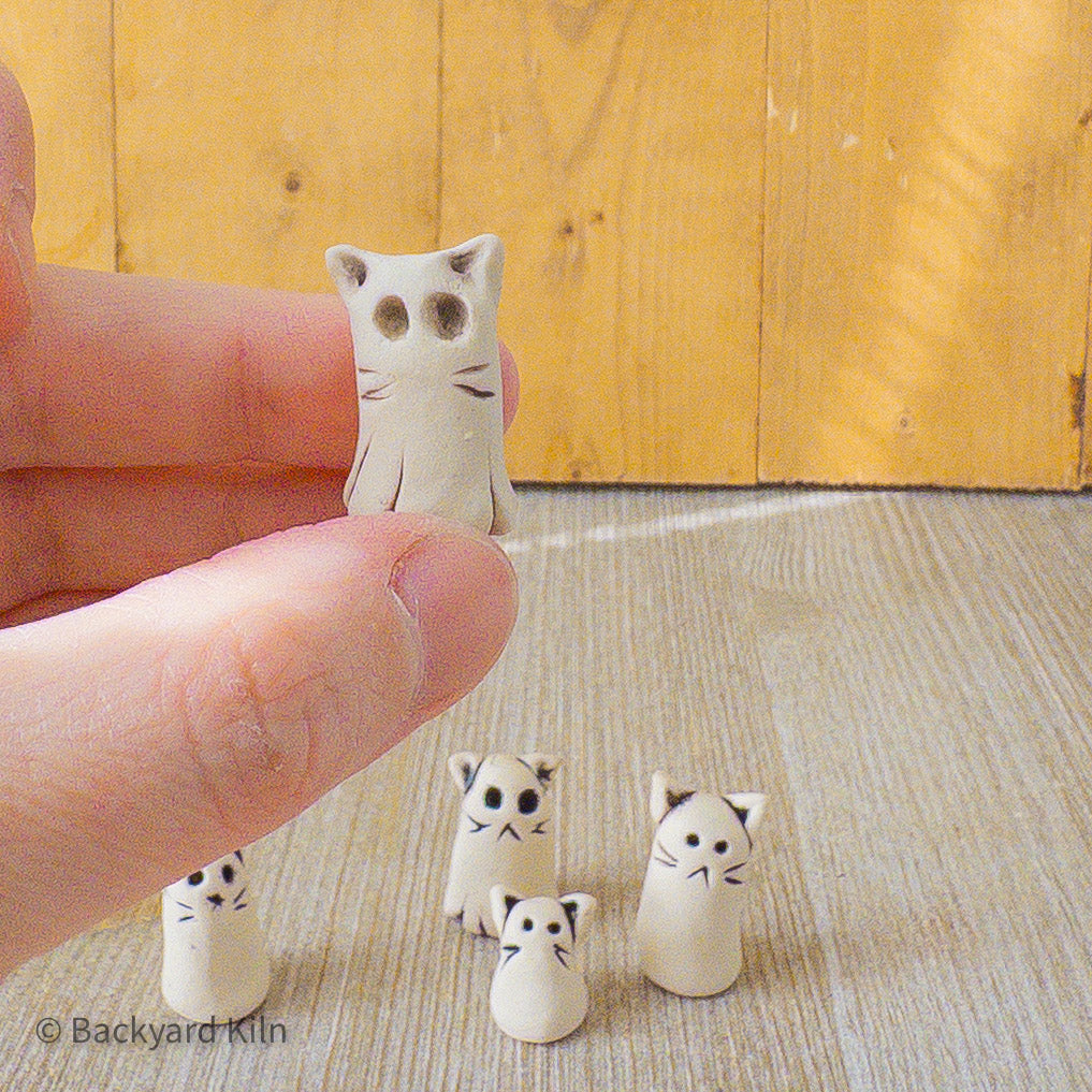 Mini Ghost Cats Assorted - Taylor