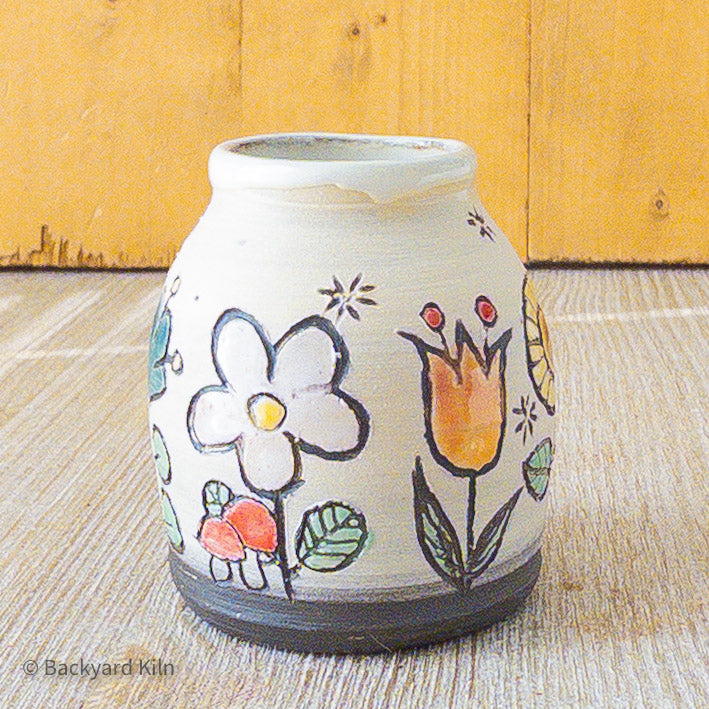 Little Scandi Garden Vase: Starbursts - Taylor