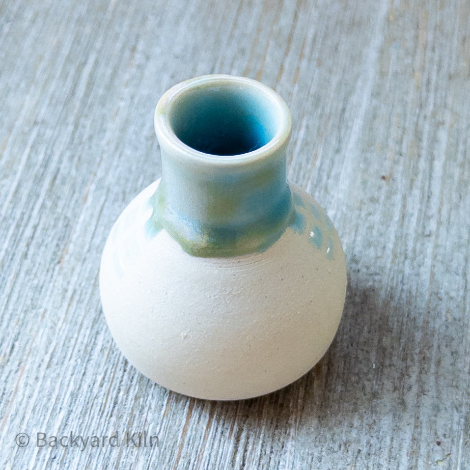 Cloud Flow Tiny Vase - Taylor