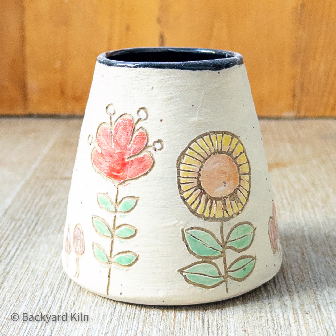 Little Scandi Garden Vase - Taylor
