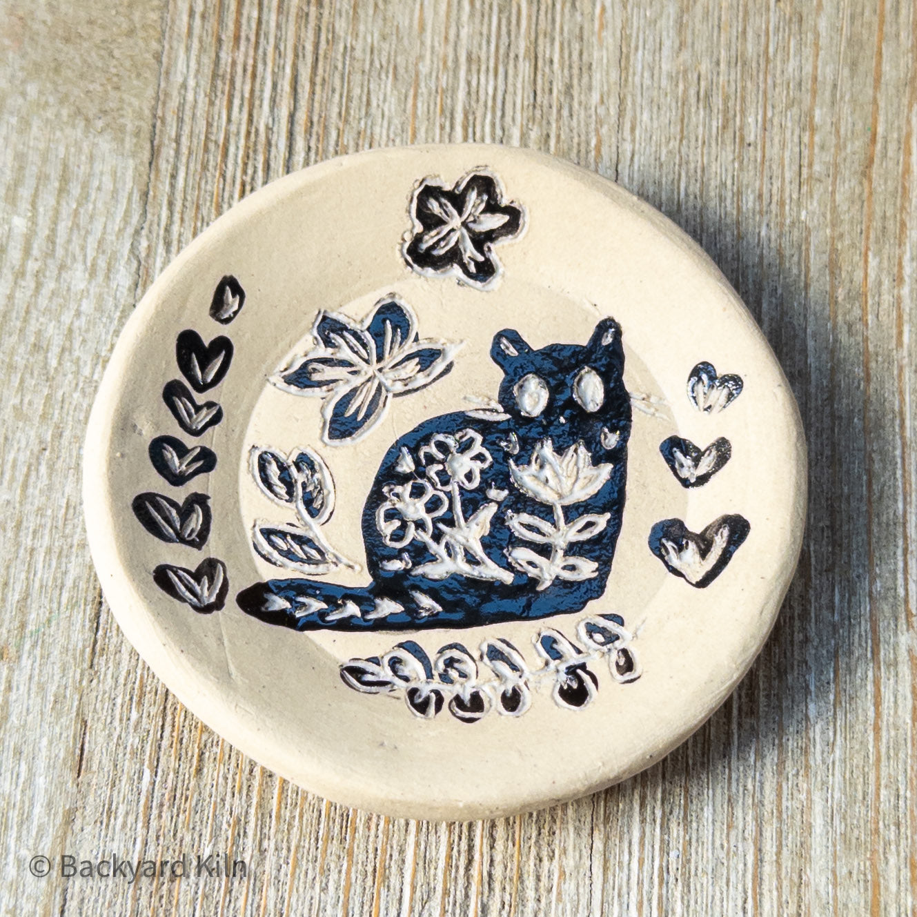 Small Scandi Cat Dish - Taylor
