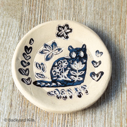 Small Scandi Cat Dish - Taylor