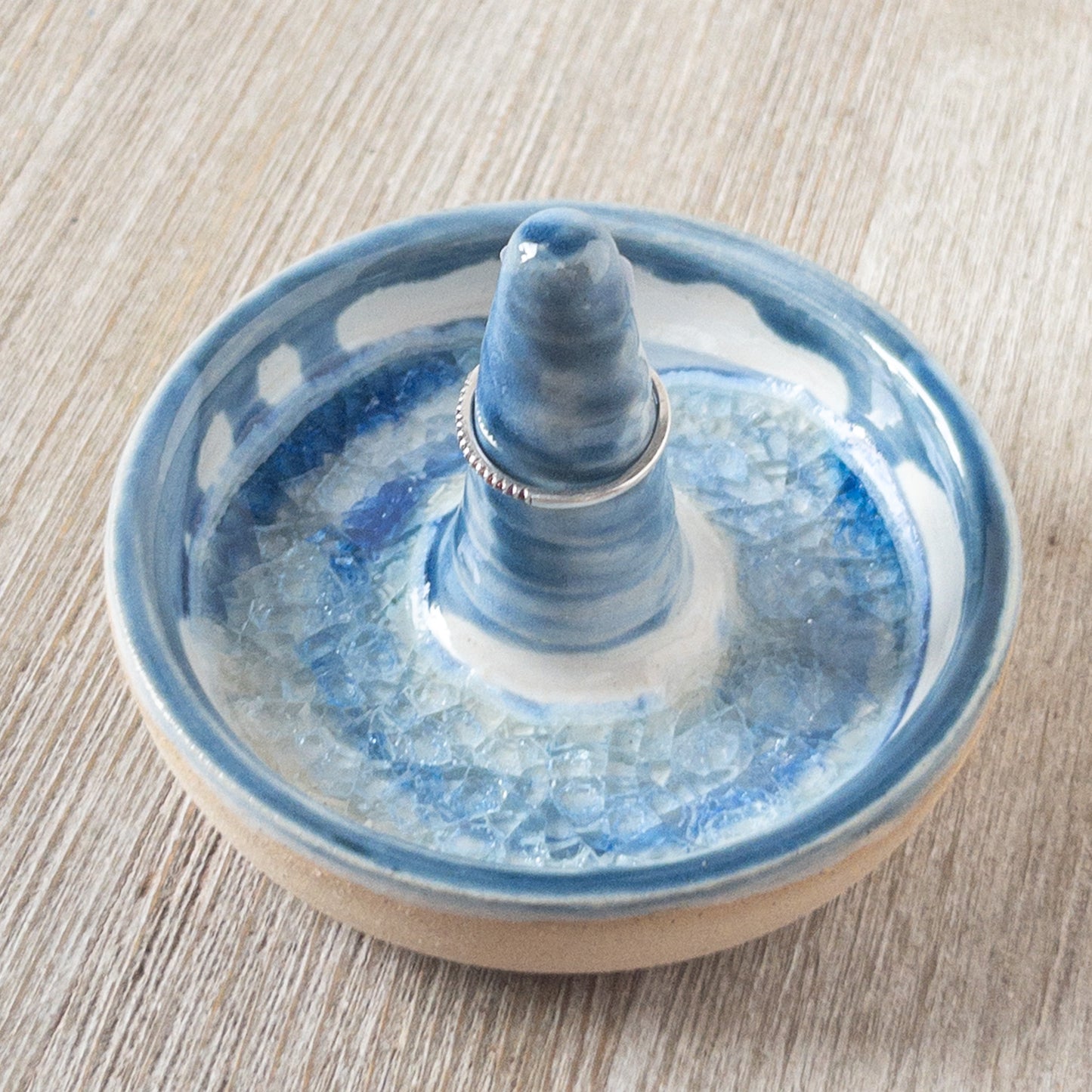 Blue and White Cracked Glass Ring Holder - Taylor